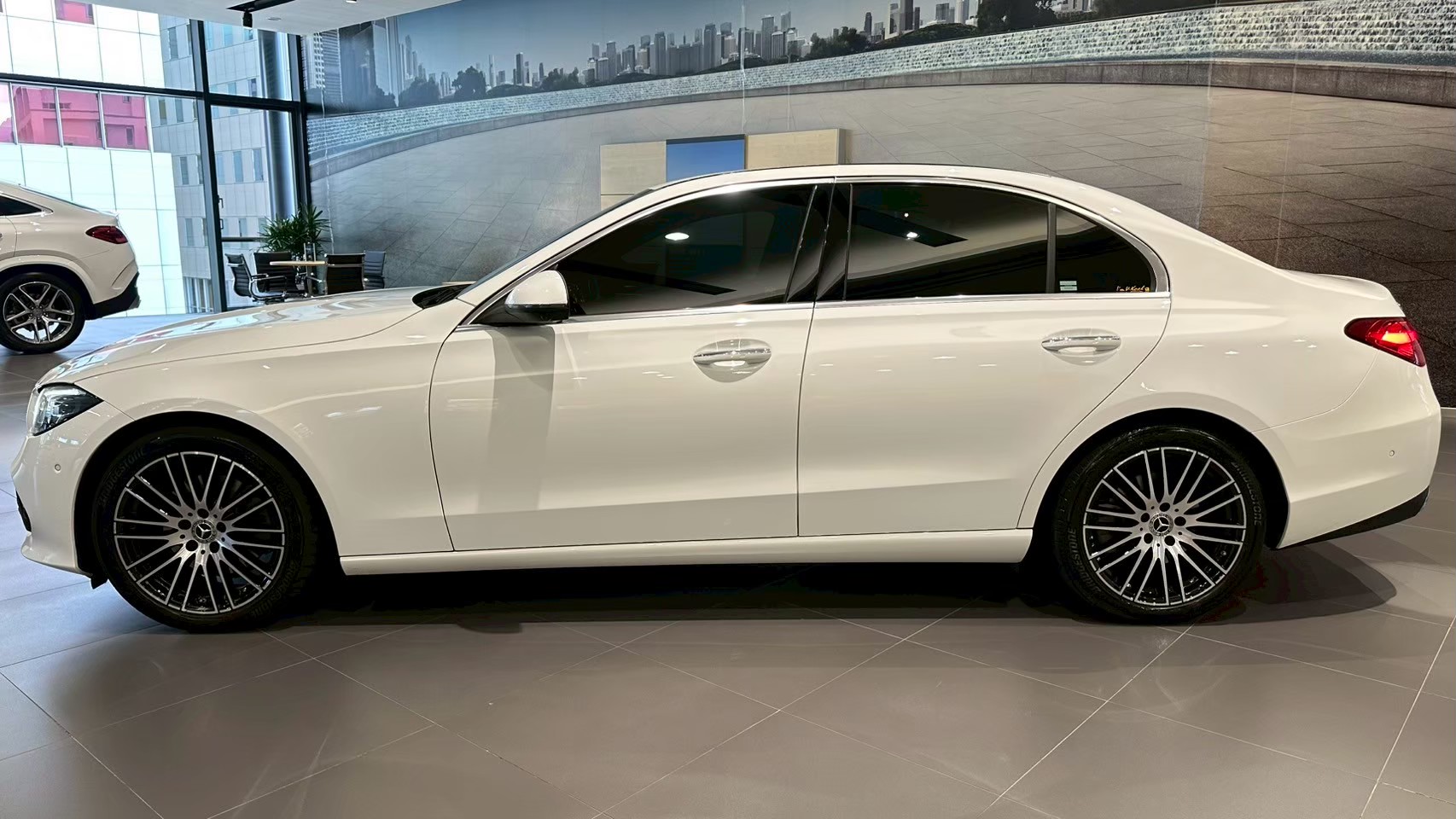 Mercedes-Benz C 200