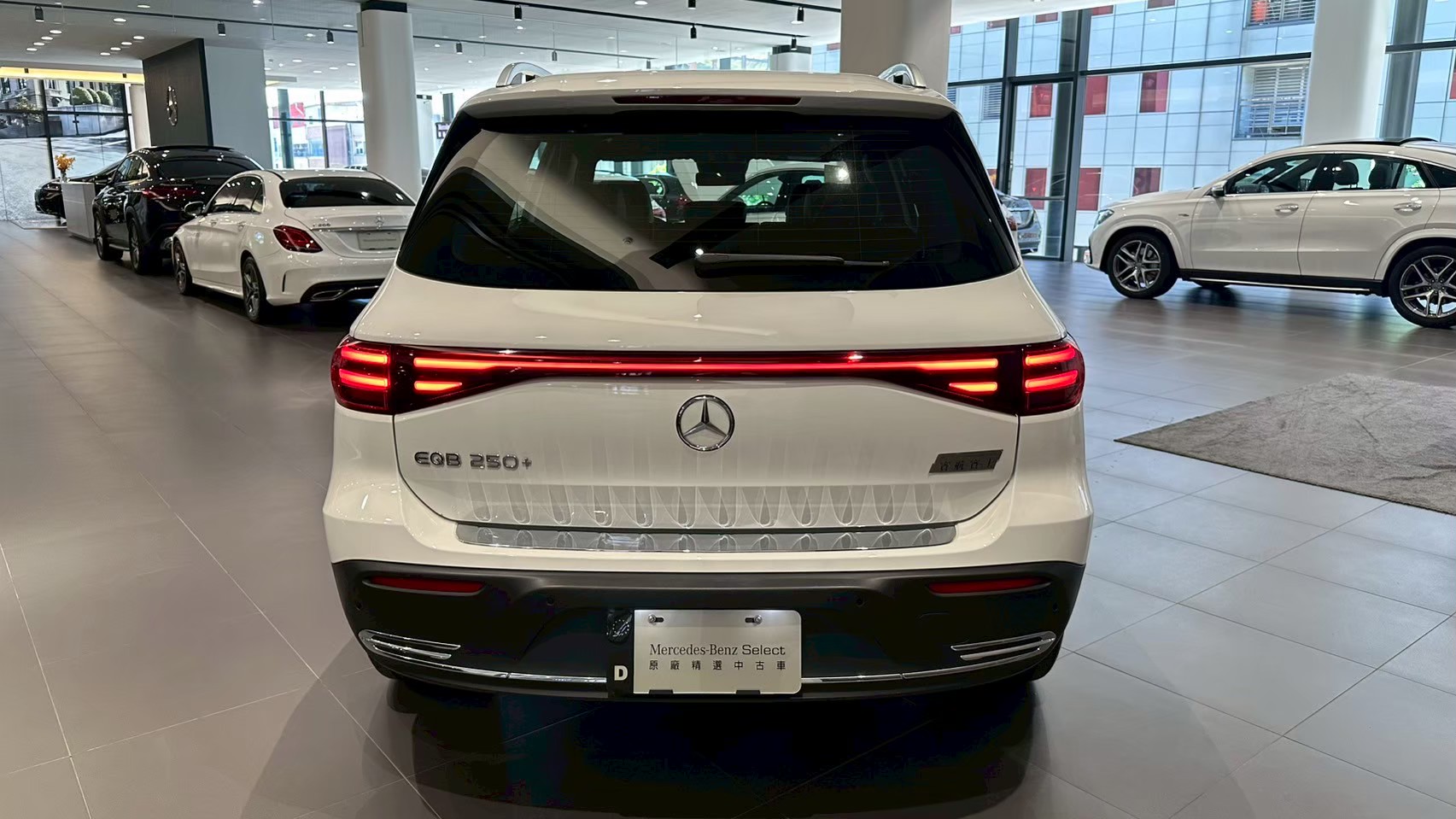 Mercedes-Benz EQB 250+ FL